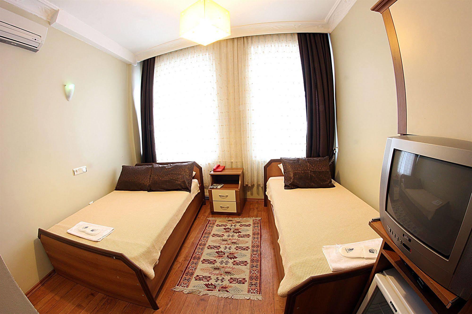 Paradise Hotel Istanbul Eksteriør billede